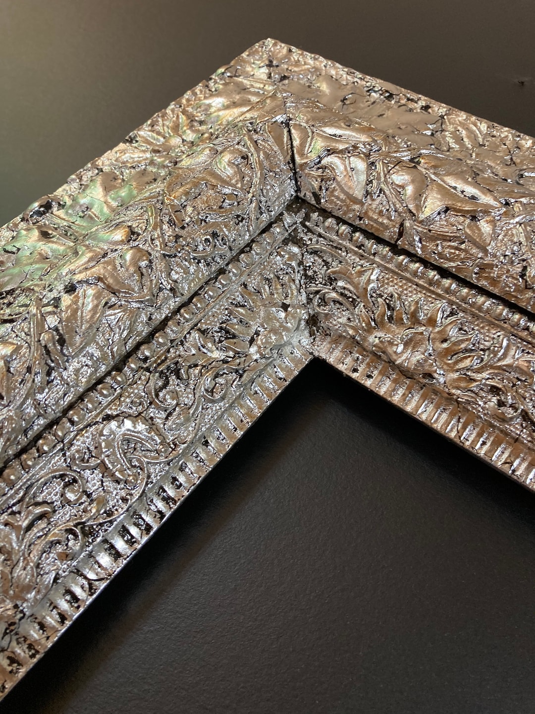 Antique Silver Leaf Picture Frame With a Contemporary Finish for a 18 X