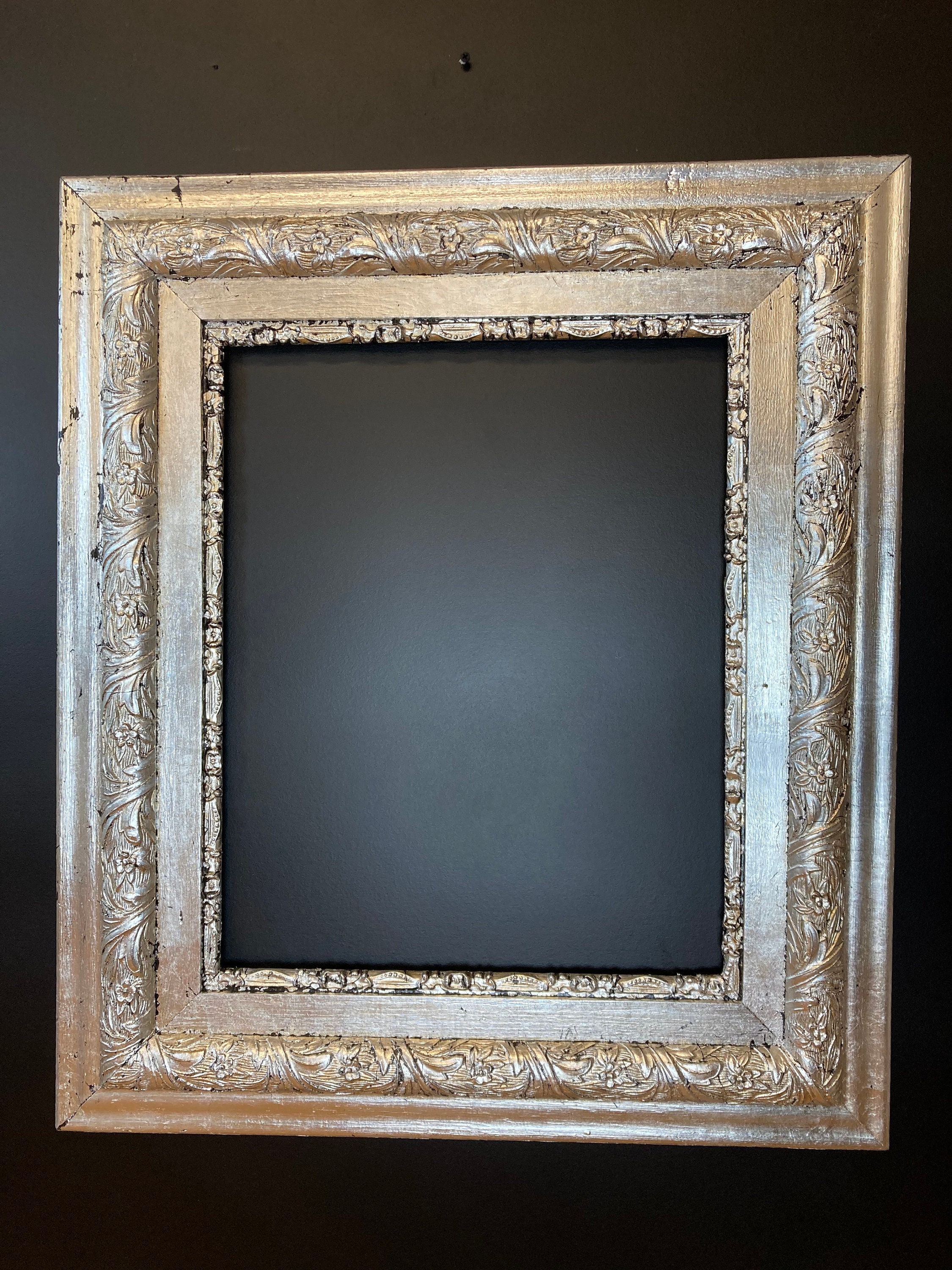 Antique Silver Leaf Picture Frame With a Contemporary Finish for a 20.