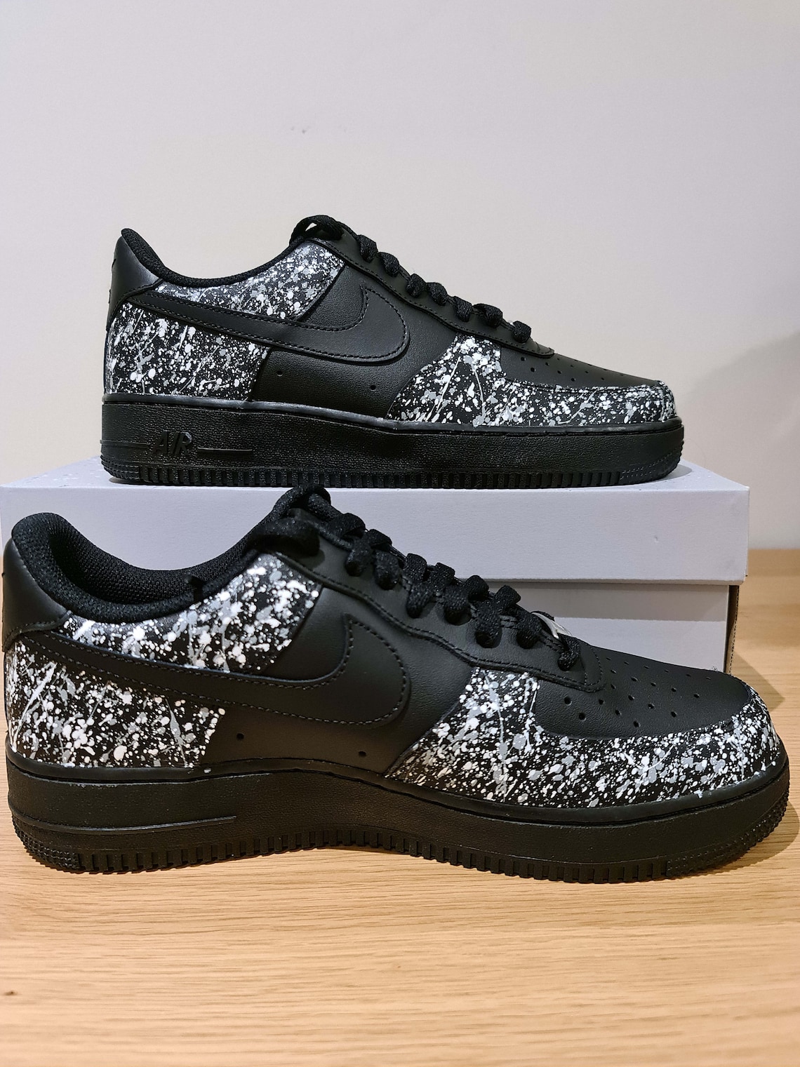 air force 1 paint splash