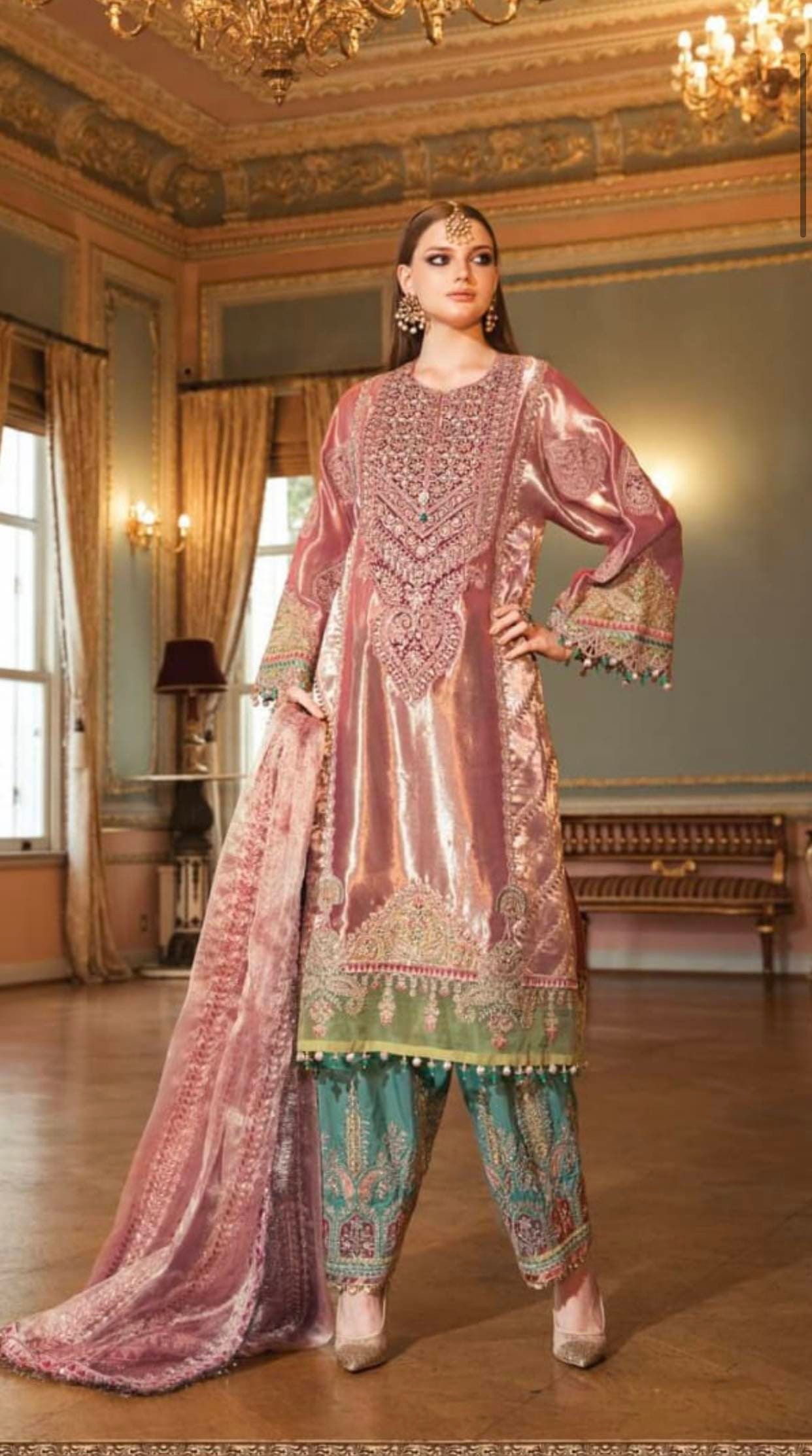 パキスタン  刺繍コレクション  luxurious クルタ ピンク