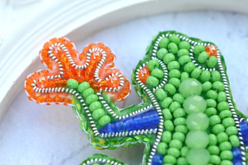 beaded brooch kit,
bead brooch,
beaded jewelry,
beadwork kit,
jewerly making,
 Brooch making,
Do it yourself,
Embroidery Pattern,
embroidery beginners,
seed beaded brooch,
diy kit for adults,
beadwork ornament,
jewelry diy kit,