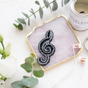 Beaded Treble Clef Brooch Kit: DIY Jewelry Tool Set