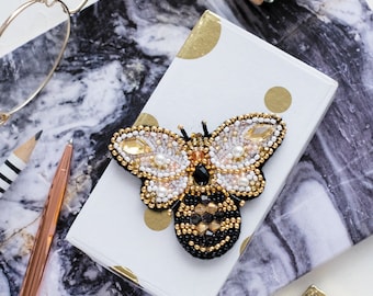 DIY Beaded Bee Brooch Kit: Embroidery Pin Making