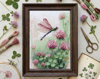 Clover Cross Stitch Kit – Botanical Floral Dragonfly Embroidery (180x260mm)