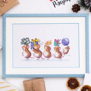 Holiday Mice Cross Stitch Kit: DIY Embroidery (11.8 x 7.8 inches)