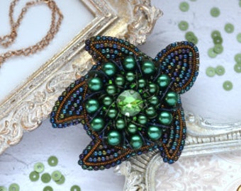 Turtle Brooch, bead embroidery kit, Beaded Brooch Pin, Brooch Ukraine, Beaded Animal kits,bead brooch, beaded jewelry, beadwork kit