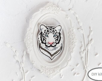 DIY beaded brooch kit  White Tiger, Brooch making, Seed beaded brooch, DIY brooch,bead embroidery kit, Beaded Brooch Pin, Beaded Animal kits