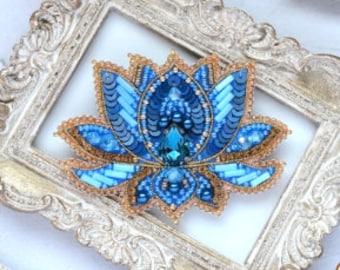 Turquoise Lily, DIY handmade, floral brooch, bead embroidery jewelry kit,Beaded Brooch Pin, Brooch Ukraine,seed beaded brooch