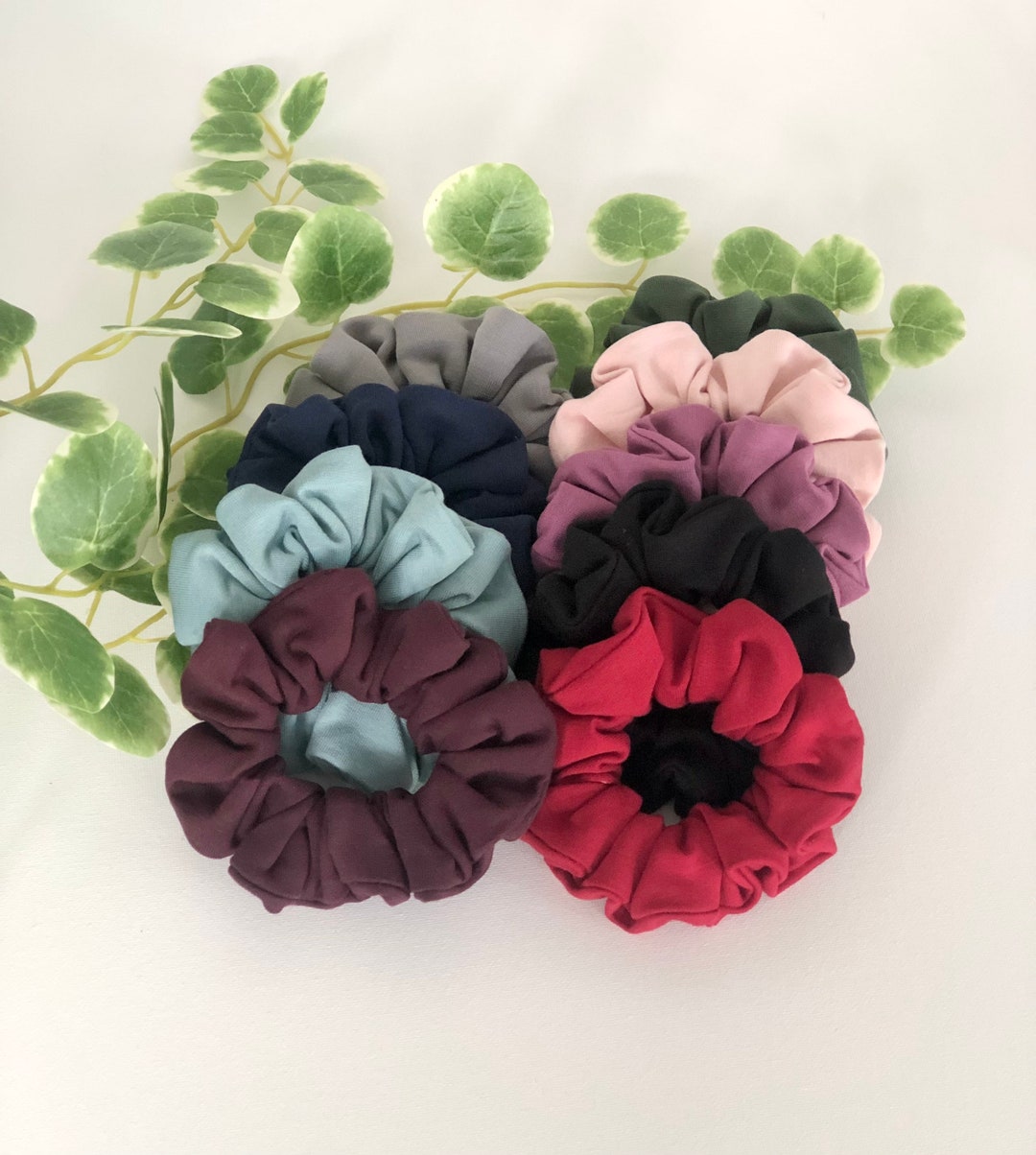 2 PK VELVET SCRUNCHIE RICH PLUM & DUSTY GRAPE 2 PK VELVET SCRUNCHIE RICH PLUM & DUSTY GRAPE