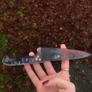 Bloody Buck 120 “Hunting Knife” Prop as used by Ghostface in Scream Movie Bloody Buck 120 “Hunting Knife” Prop as used by Ghostface in Scream Movie