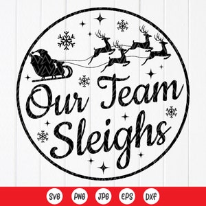 私たちのチームのそり SVG、同僚のクリスマス、オフィスのクリスマスプレゼント、クリスマスオーナメント SVG、クリスマスマッチングシャツ、Cricut 用のインスタントダウンロードファイル