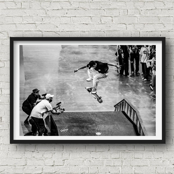 Shooters Gettin' The Shot - Skateboard Photo - Skateboard - #skateboarding - Skateboard Wall Art - Lustre Print