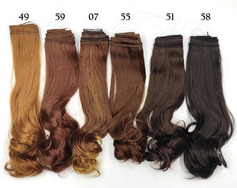 Synthetic doll hair weft to create doll wigs- Long and curly at the end