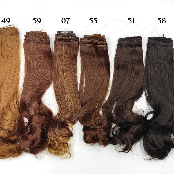 Synthetic doll hair weft to create doll wigs- Long and curly at the end
