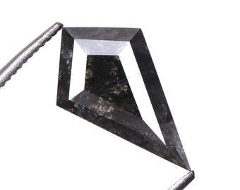 0.49カラット、5.0 x 3.0mm | ソルト＆ペッパーダイヤモンド | カイト