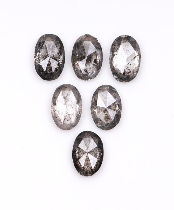 0.37カラット、3.0 x 2.0mm | 天然ルースダイヤモンド | ソルト