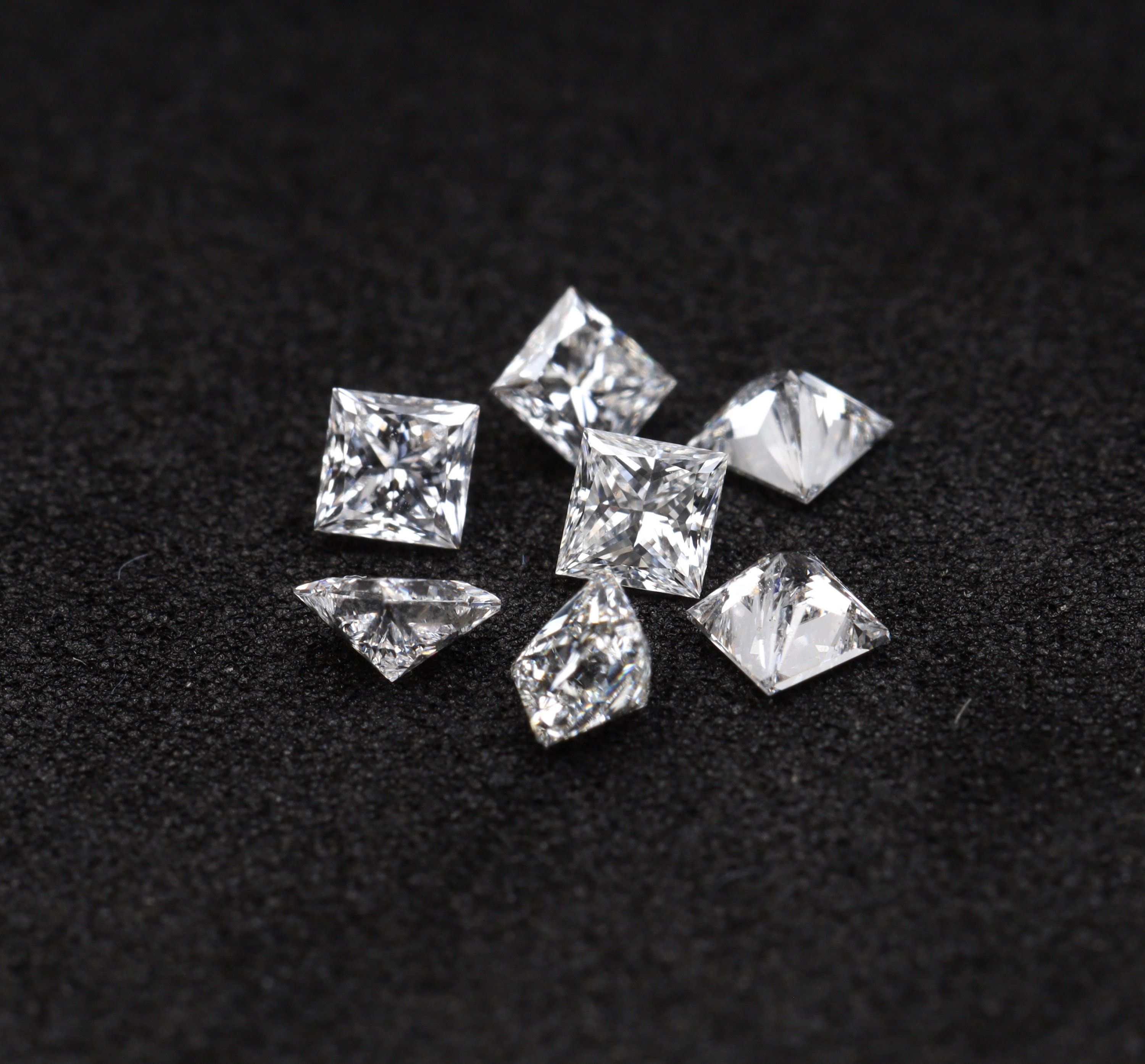 0.71 CT, 2.5 MM | Princess Cut Diamond | White Diamond Loose