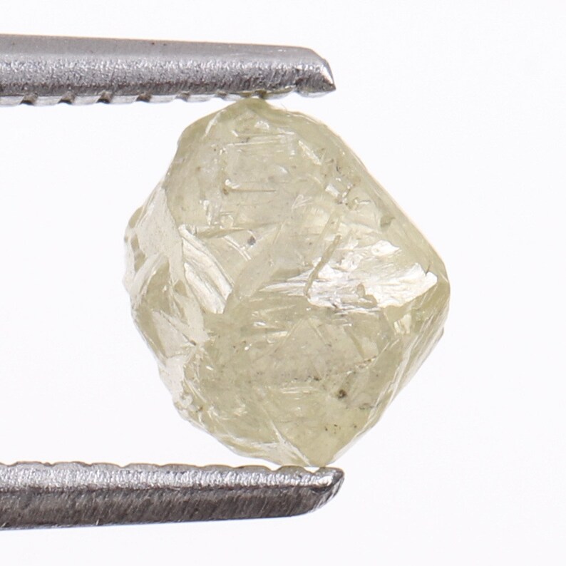 Best Price Diamond 6.3 X 5.4 MM Rough Raw Minimal Diamond OM3002 Pendent Making Jewelry Diamond Natural Fancy Rustic Diamond 1.42 CT