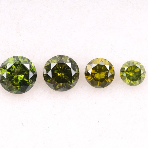 0.64 CT, 2.6 To shops 3.9 MM (Diameter), Enhanced Green Color Diamond, Round Brilliant Cut Diamond, Natural Loose Minimal Diamond [4 PCS] | OM6923