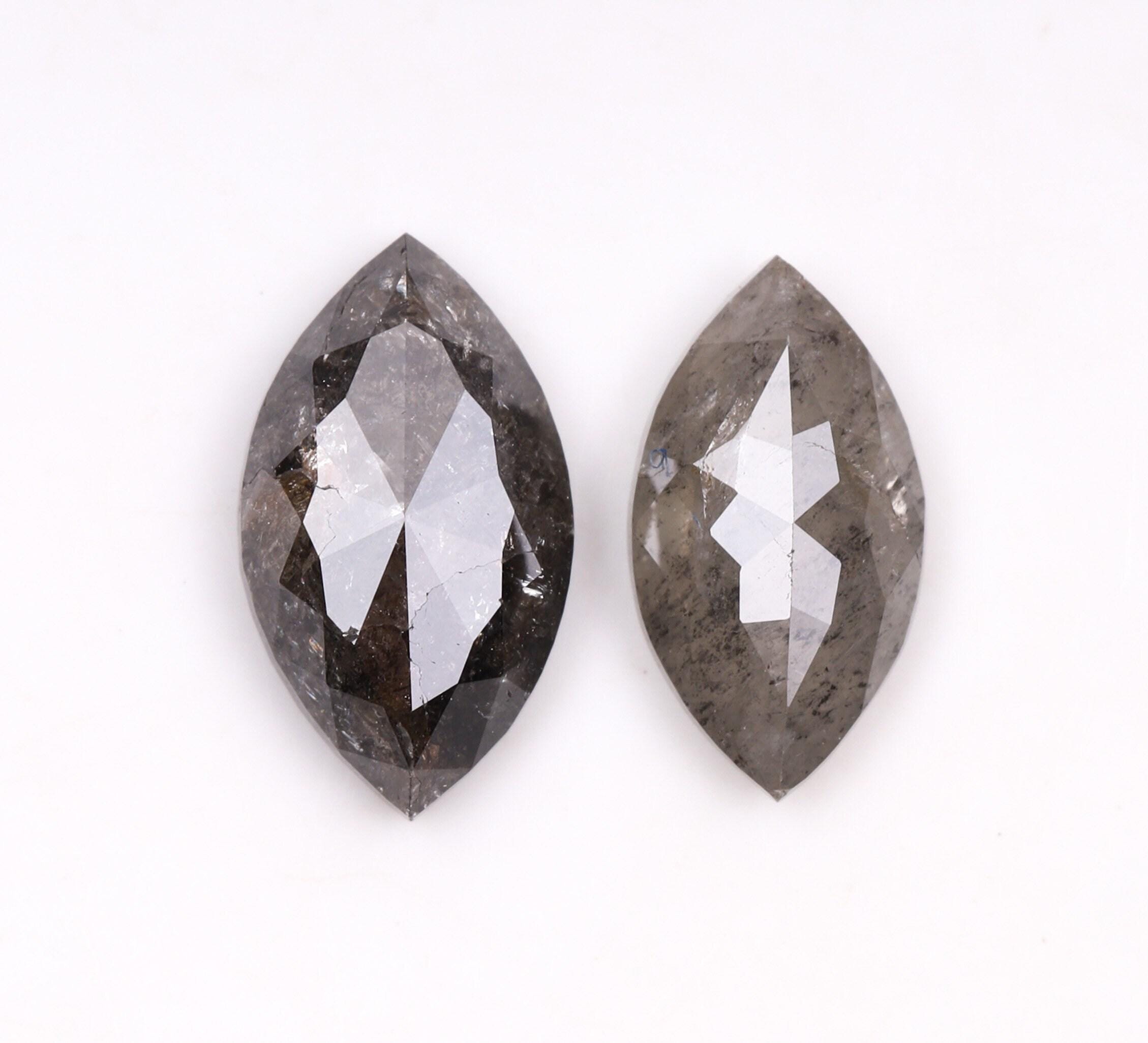 0.99カラット、6.8～7.3mm、マーキスカットのソルト＆ペッパー