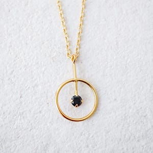Minimalist necklace with circle pendant made of 925 silver gold-plated, onyx stone black,
