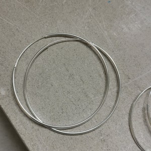 Dünne Creolen aus Silber 925, Creolen 30mm, 40mm, 50 mm, Sterling Silber Creolen, Silber Creolen fein und leicht Bild 9