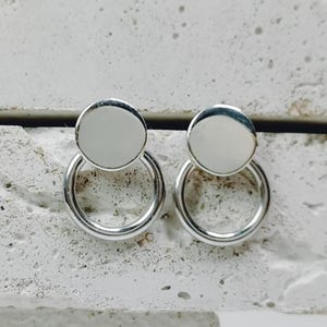 Circle stud earrings made of 925 silver, minimalist small circle earrings