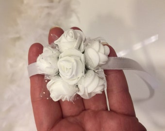 Bridesmaid Bridal Flower Bracelet Flower Bracelet Bachelorette Party Hand Corsage White Latex Roses