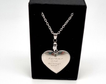 Wife Locket - Etsy UK