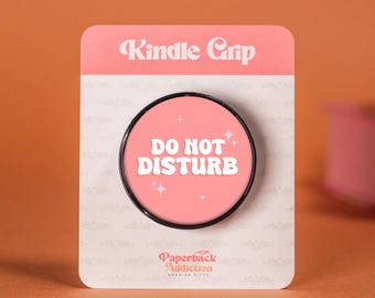 Niet storen Kindle Grip | Leuke roze telefoonhouder van hars met een coole uitstraling