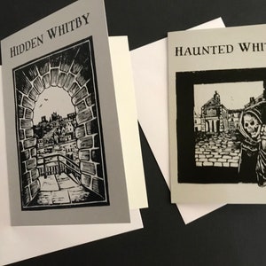 Spookachtige Whitby wenskaart. Cover design van de populaire "13 Ghost Stories from Whitby". Ook Verborgen Whitby.