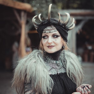 Goblinkrone - Folklore, Pagan, Cosplay, Larp, Darkvibe, Kostüme, Ghothic, Darkfantasy, Darkfashion, Hexen, Renfaire, Norsepagan, Hexe, Kopfschmuck