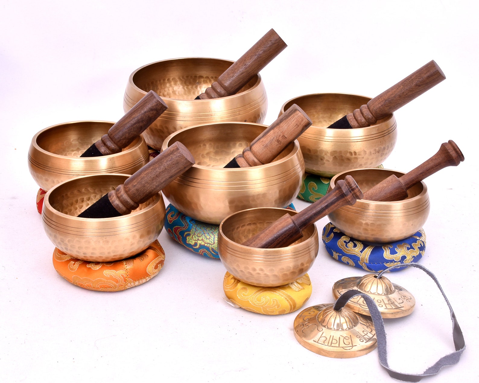 Chakra Healing Tibetan Singing Bowl Set of 7 hand Hammered Etsy