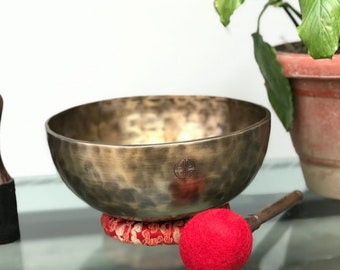 12 Inch Heart Chakra Full Moon Singing Bowl - F Note -Large Tibetan Singing Bowls for yoga meditation sound healing -well being mindfulness