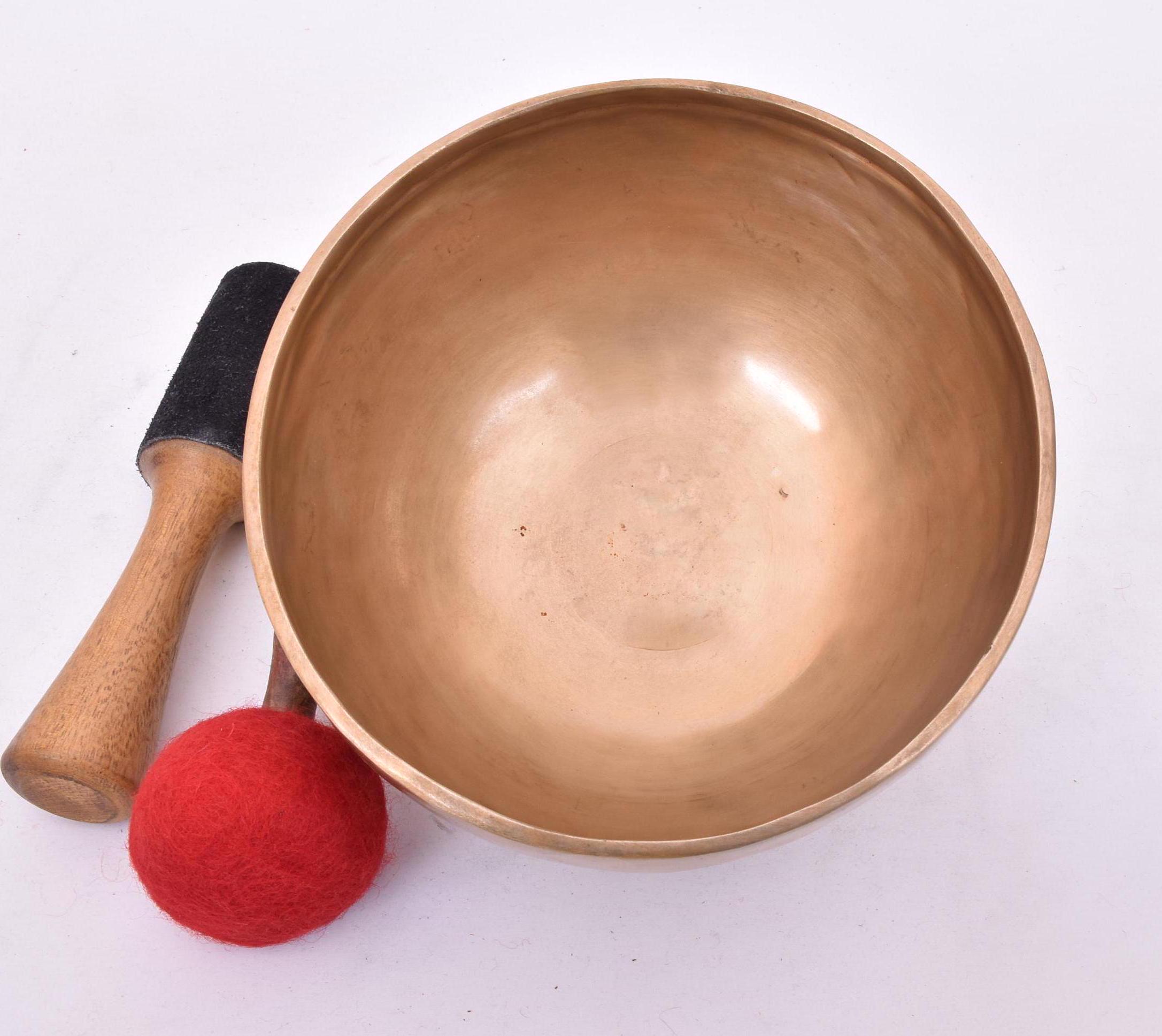 7インチの薄暗いシンギングボウル - マレット付きヨガボウル - 深い音