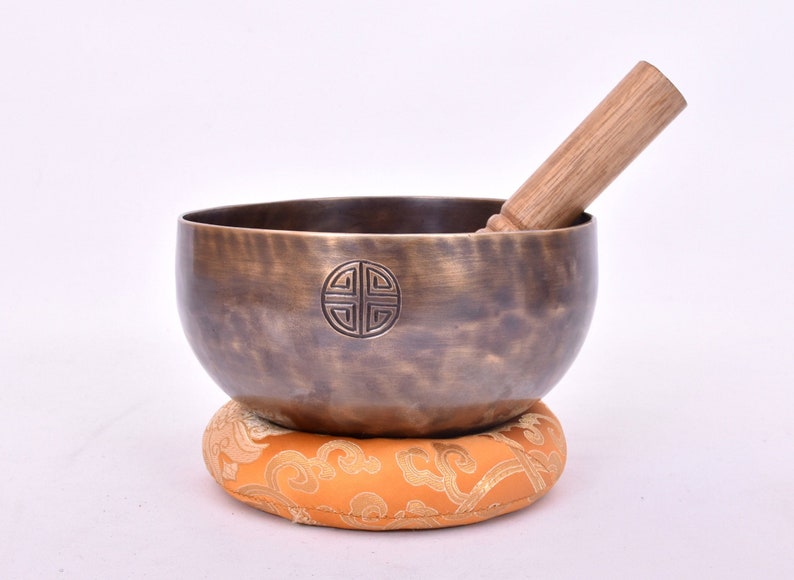 6 Inches Palm Size Full Moon Singing Bowl Tibetan Singing Bowl Sound Healing , Meditation Bowl Made In Nepal Yoga Bowl image 1