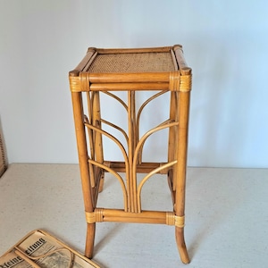 Vintage Indoor Plant Stand - Rattan Bamboo Retro Stand - Natural Mid Century Furnirure