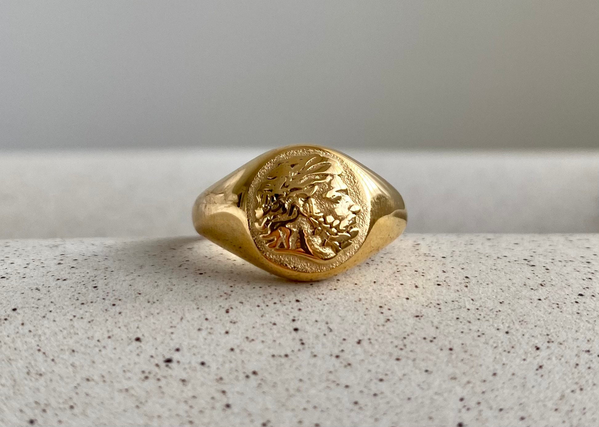 NOAH Love signet ring. Chunky ring. Statement ring. 18k gold | Etsy