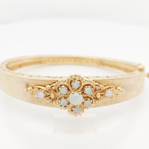 14k Yellow Gold Antique Women&#39;s Bangle Bracelet With Opals