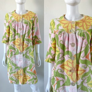 Vintage jaren 60 70's badstof psychedelisch kleurrijke jurk met knoopsluiting aan de voorkant * as-IS* Beste pasvorm XS-M