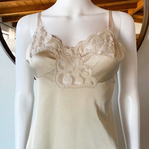 Vintage 70&#39;s Cabernet Full Slip Dress Nightgown Negligee Lingerie Beige Tan Made in USA Tag Size 36 25&quot; Fits S/M - M