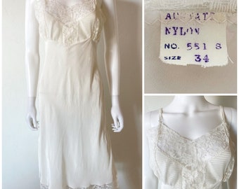 Vintage 50's Ivory White Nightgown Slip Lingerie Silky Nylon & Lace Size 34 Fits S/M