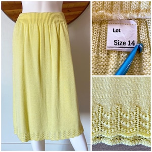 Vintage 70&#39;s Yellow Knit Skirt High Waisted Knee Length Spring Summer Eyelet Hem Tag Size 14 Fits M 27-31&quot;W