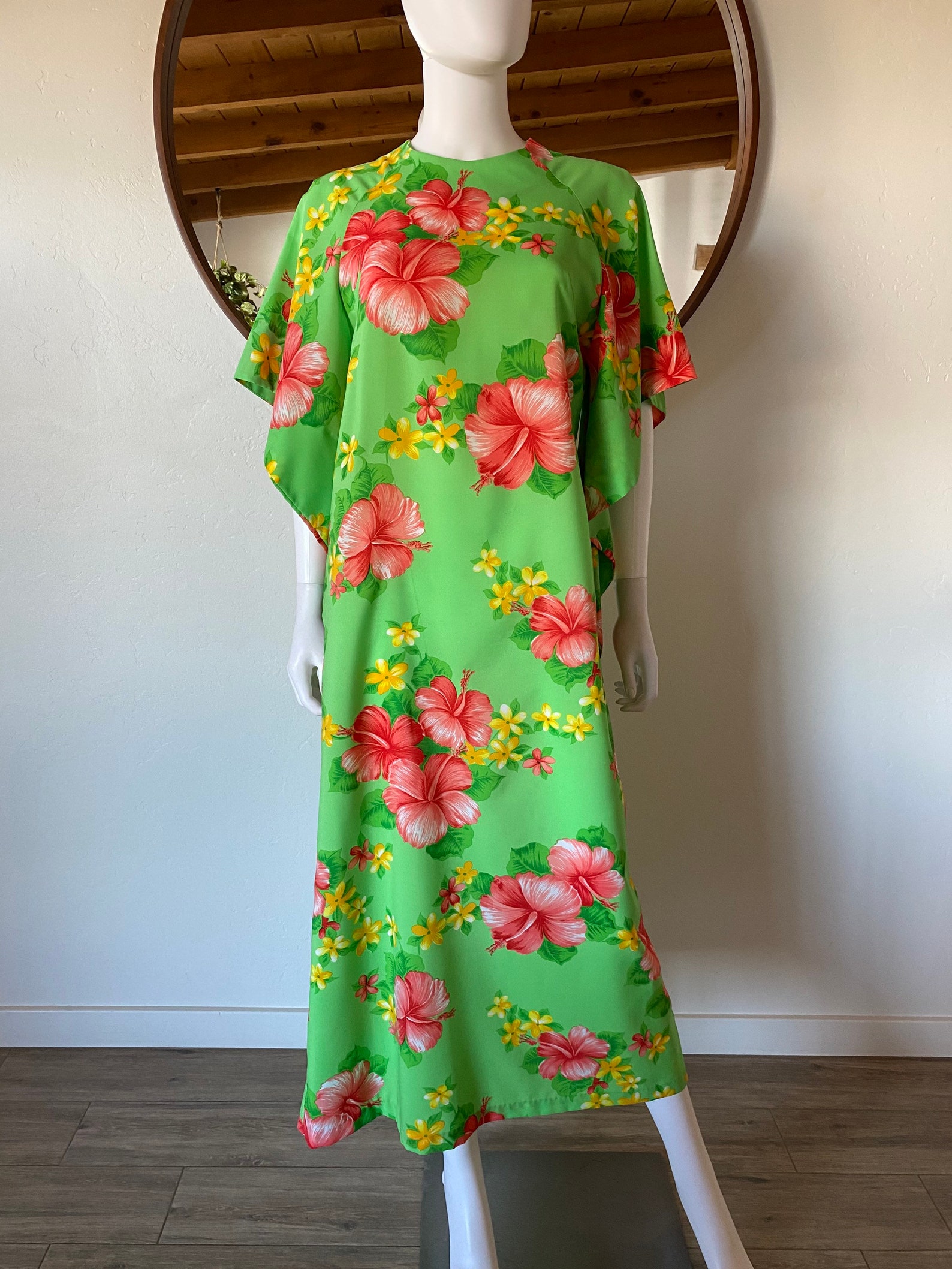 Vintage 70's Hawaiian Kaftan Caftan Maxi Dress Pake Muu Hibiscus Flower ...