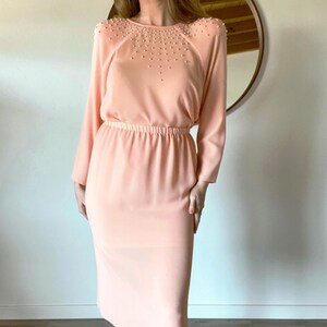 Vintage 80&#39;s Michael Maiello for Pat Richards 2 Piece Peach Beaded Blouse + Skirt Set ILGWU Fits M