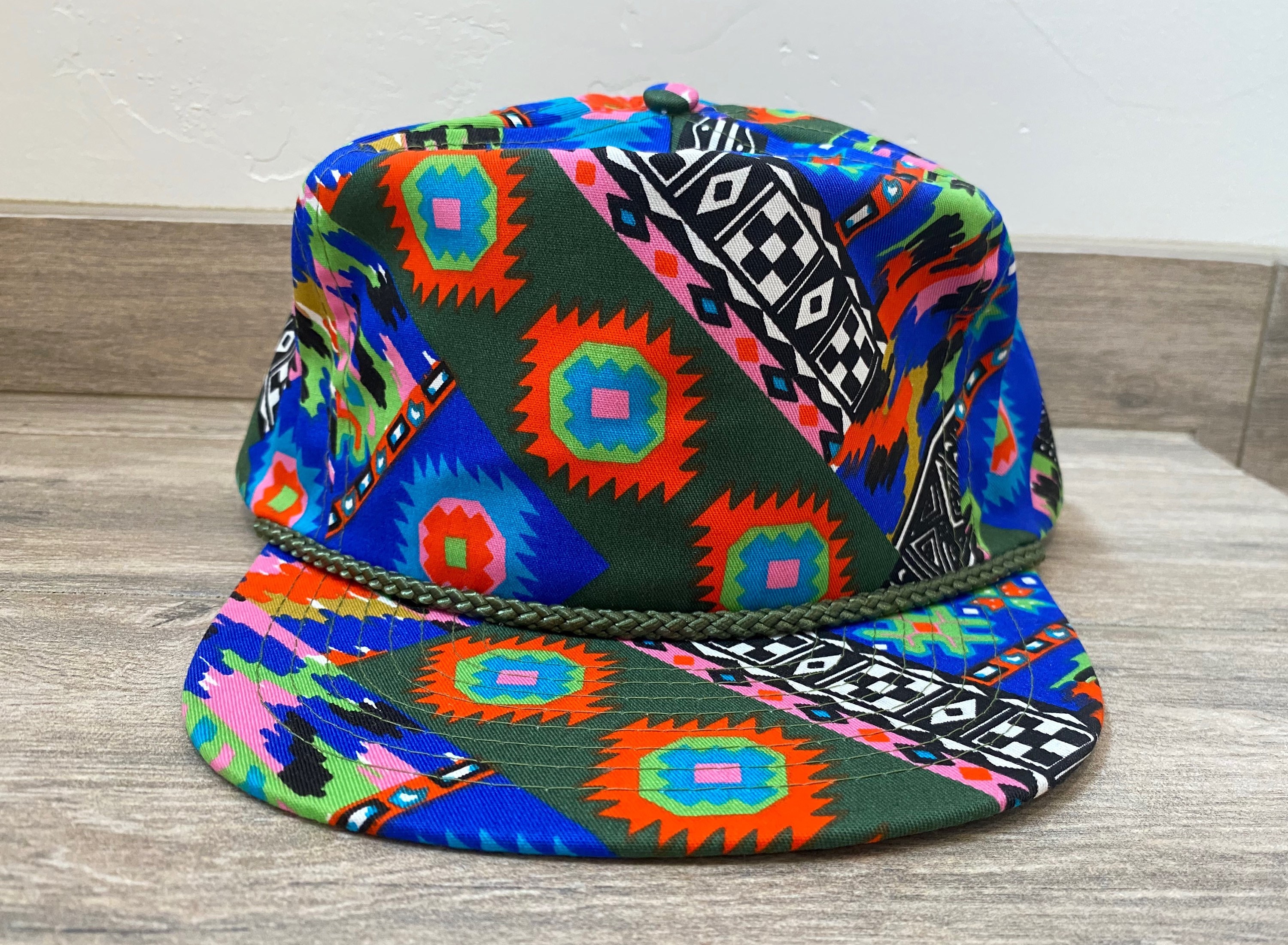 即購可GRAPE PRINTED STRIPED CAP Vintage 90's Deadstock Nissin Colorful SW Tribal Neon