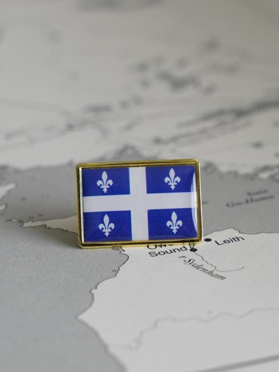 Quebec Flag Pin