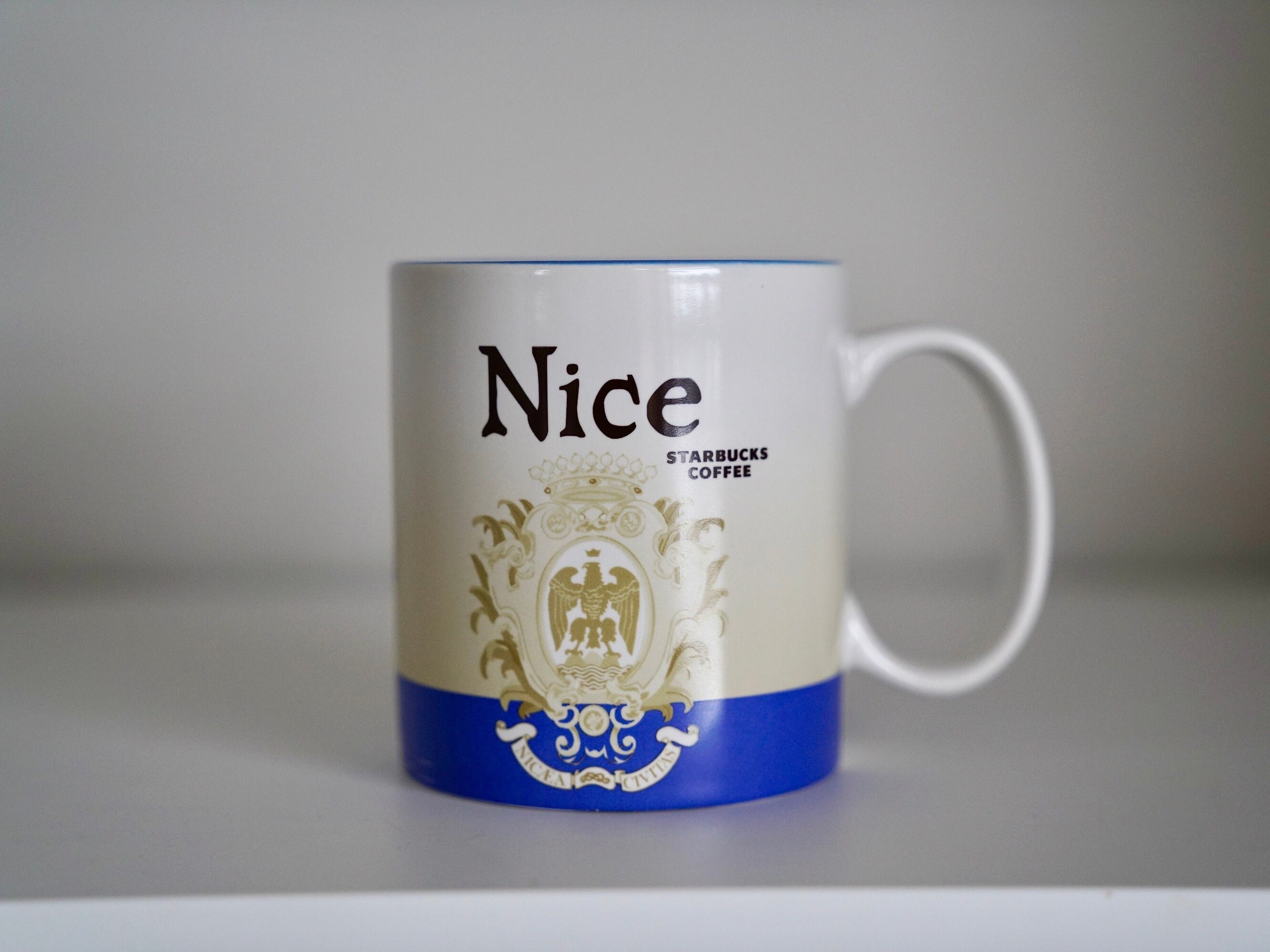 Starbucks Mug Tasse à café Paris France Noir et blanc en relief Collector Series 16 oz - France