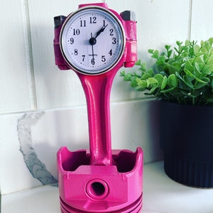 Piston Clock Pink