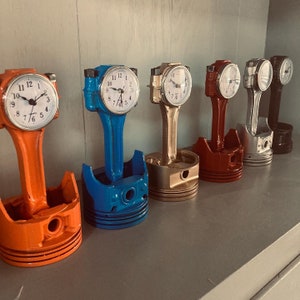 Gearhead Piston Clock